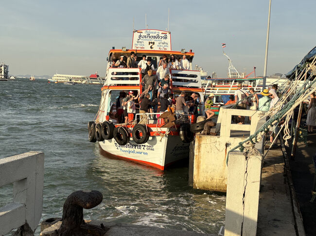 パタヤに戻ってきました。