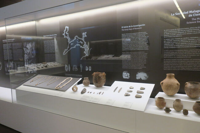 温度管理されているエリアに入ってみます。説明もあって興味ある人は楽しめると思います。スタッフはずっとおしゃべりしてて楽しそうで、いい職場だなと思いました(笑)