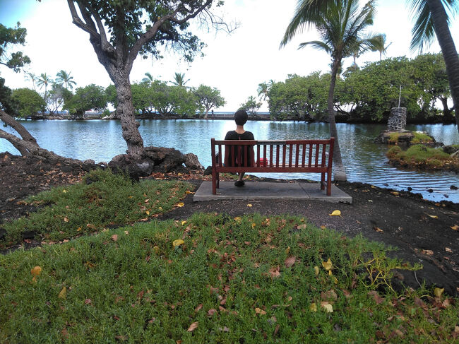 マウナラニのフィッシュポンド