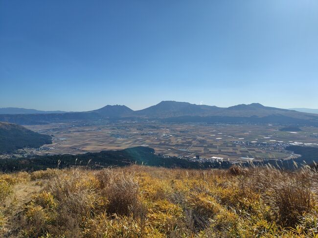 2日目は大観峰からも阿蘇5岳とおへその辺りから白煙がはっきり見れた