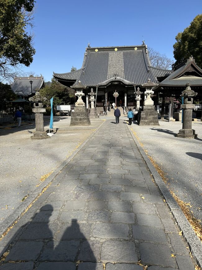 ここも境内が広くてもう少し早い時期なら紅葉もきれいそう銀杏やまだ少し真っ赤な紅葉も見られた