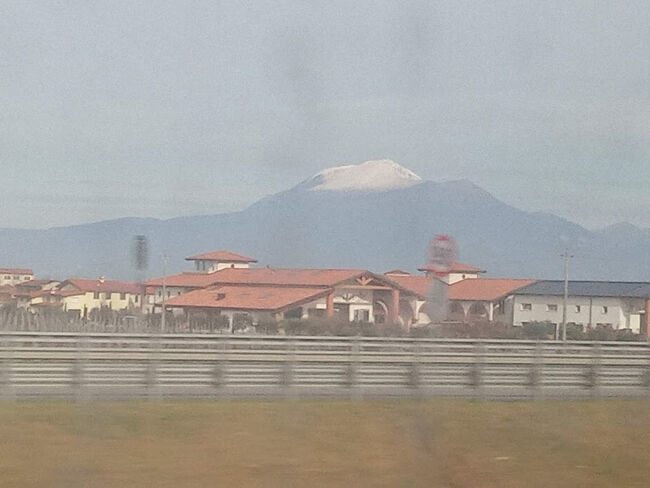 雪をかぶった山が見えた！