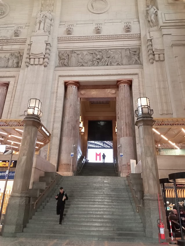 この階段といいほんと宮殿！