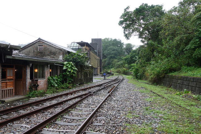 来ないと分かっちゃいても、なんか長居はあかん気がして。