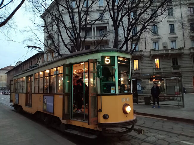 レトロな市電～！可愛い！