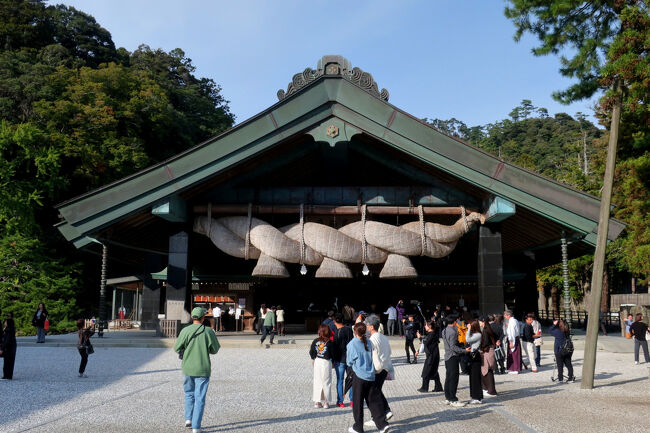 　神楽殿は結婚式場でもある。これで出雲大社参拝はおしまい。ここから日御碕方面へ