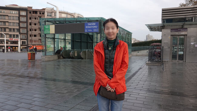 地下鉄の駅がありそうなので、そこにも立ち寄り…<br />(時間的余裕があれば、乗ってみたかったが…)<br />