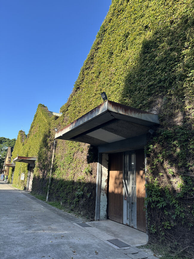 こちらも、清酒工場の跡地をリノベーションして<br />レストランやアートギャラリー、ショップ、イベント会場として<br />利用されている施設。