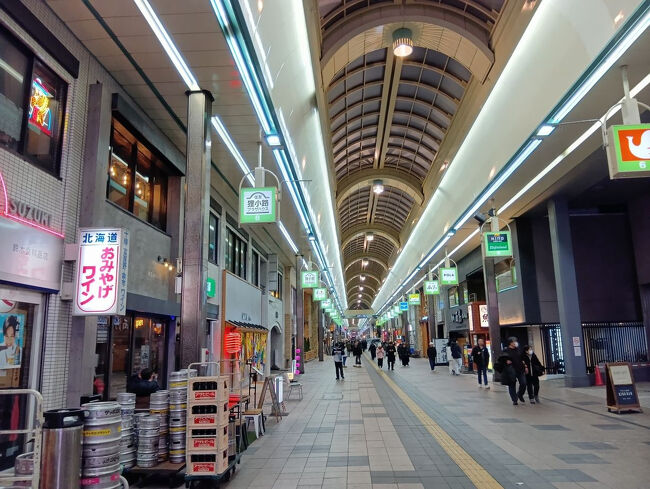 狸小路のアーケード