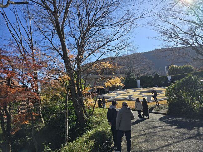 更に進む、吊り橋もある、孫達は大はしゃぎ。