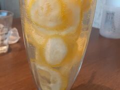 ラスカのパスタ屋さん
レモンスカッシュ
このレモンスライスがとっても美味しかった！