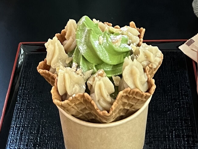 さすが、お茶屋さんの抹茶です。美味しくて即完食です。