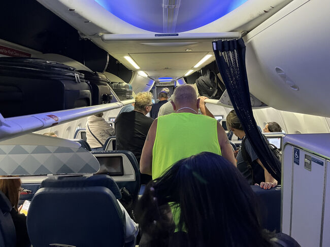 約２時間でシアトルからラスベガスに到着です。