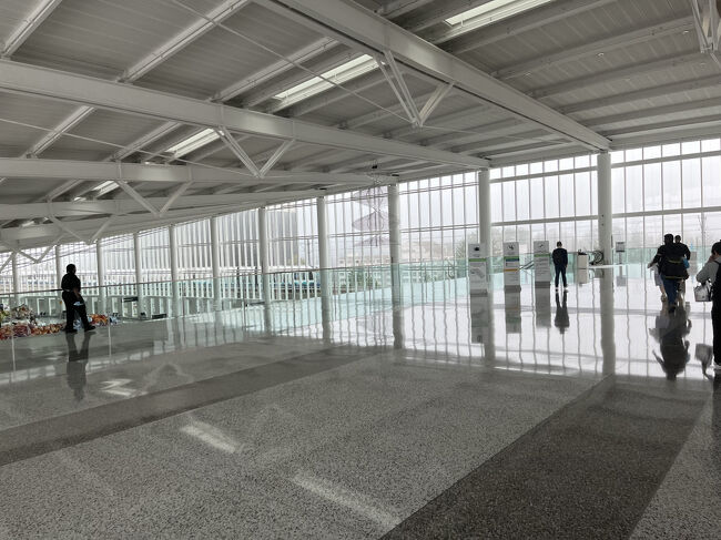 バゲージクレームに向かいます。