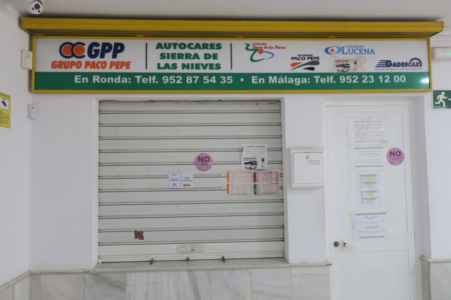 別の日に「セテニル」に行くので時刻表をチェックします。建物が閉まっていると、この時刻表も確認できないので、朝早く(8:45頃)「セテニル」に行く方は事前にチェックすることをお勧めします。