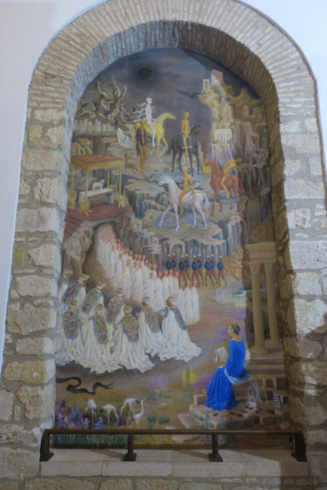 こちらの絵も気になります。全ての絵に意味があるのだろうけど…