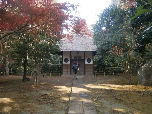 仏殿脇にある戴渓堂。<br />日本の書法、篆刻（てんこく）の祖、独立性易の廟所です。<br /><br />