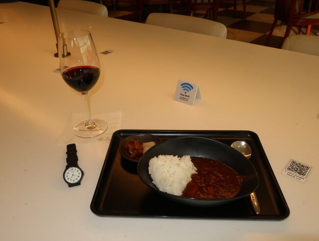 ビーフカレーは「小」にしています。