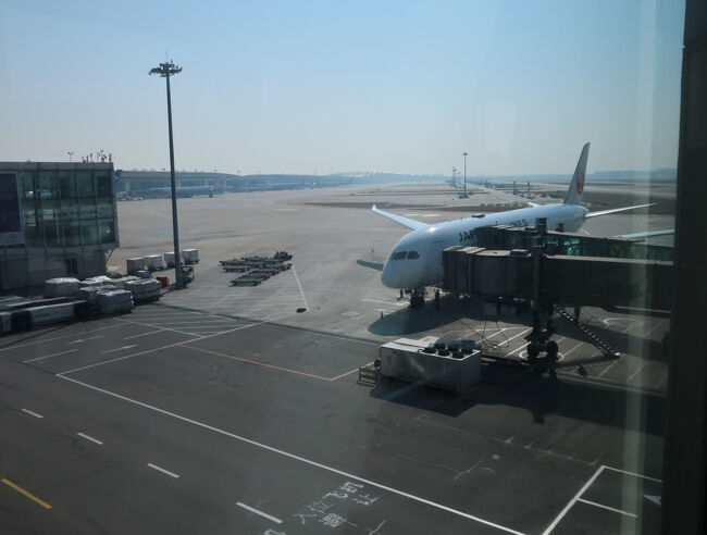 11:55 北京首都空港に到着しました。