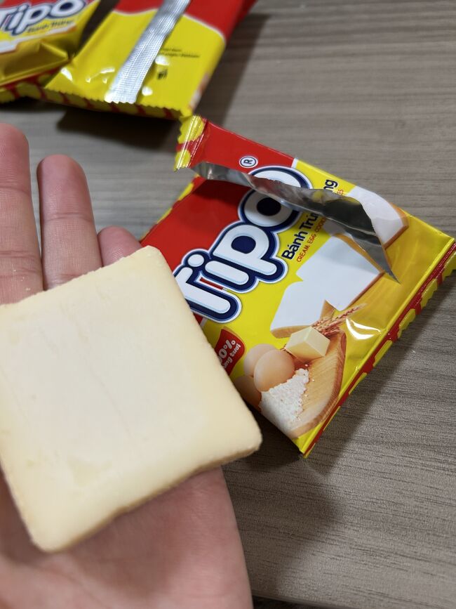 TIPO<br />ミルクラスクみたいな感じ。素朴だけど癖になる味