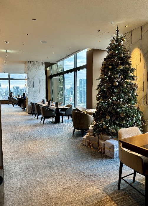 クラブフロアでの宿泊なので、チェックインはクラブラウンジにて