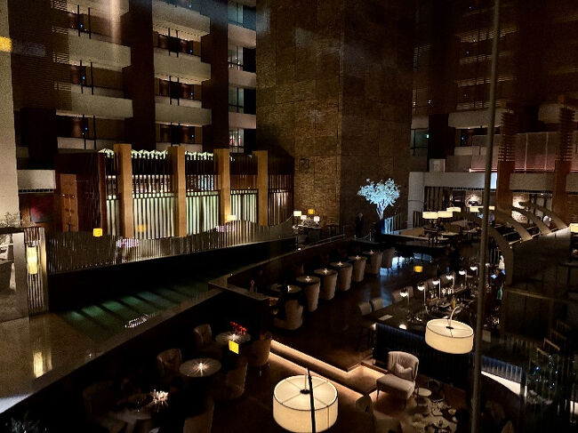 アフタヌーンティーを満喫したので、お部屋へ向かいます。