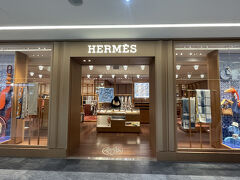 成田国際空港第1ターミナル 南ウィング 3F（保安検査後エリア）

「HERMÈS（エルメス）」の写真。