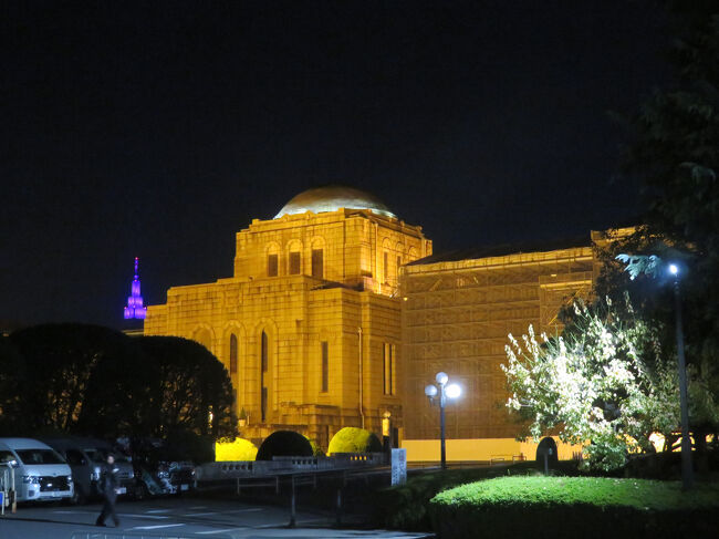 聖徳記念絵画館