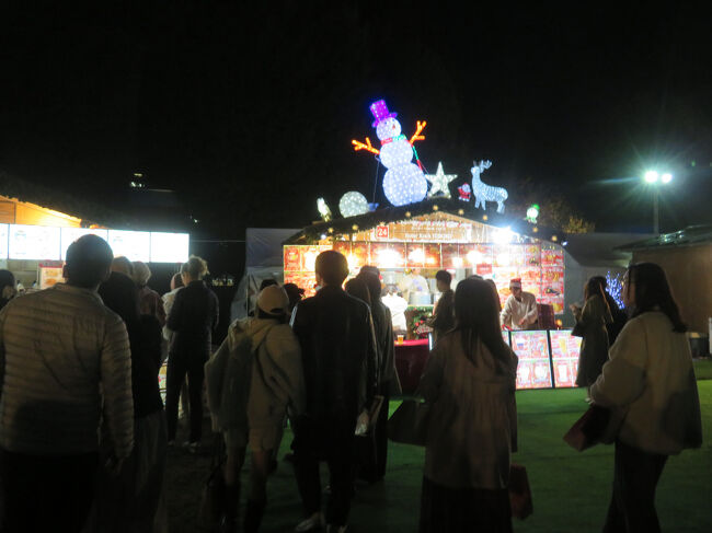 クリスマスマーケット内をてくてく♪