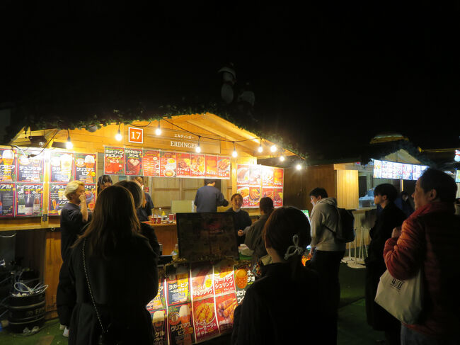 夫が一生懸命、どれにしようか考えています。