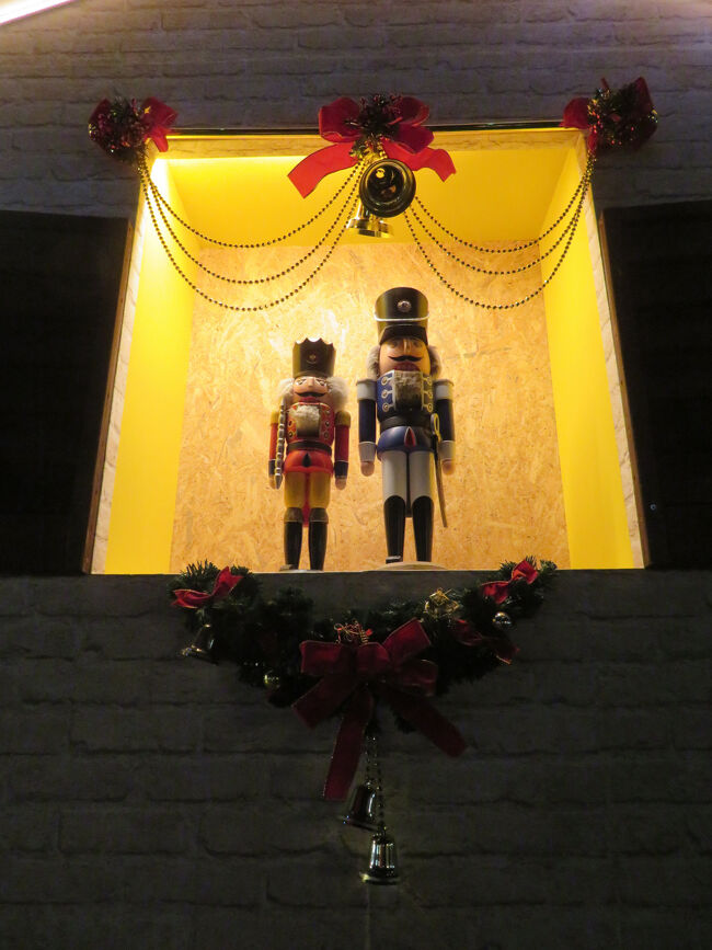 クリスマスマーケット内をてくてく(^^)/