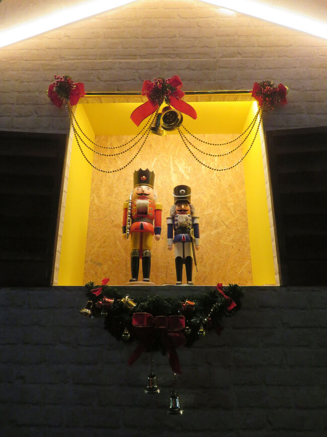 クリスマスマーケット内をてくてく(^^)/