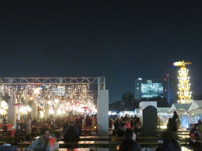 クリスマスマーケット内をてくてく(^^)/