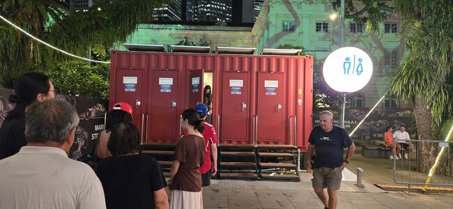 トイレは十分な数があったと思いますが、男女兼用でしたので、いつもより並んだ気がします。まあ、裏を返せば、女性にとってはいつもより待たなかったということなのでしょうが…