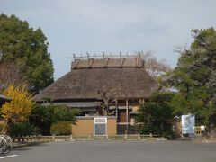 福沢旧居を後にして、