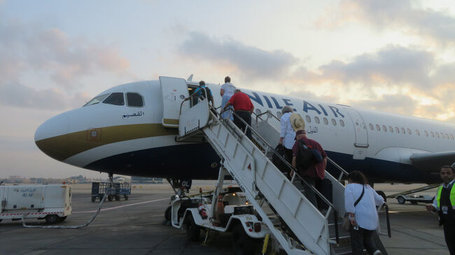 搭乗するのはナイルエア。第1ターミナルからの出発です。