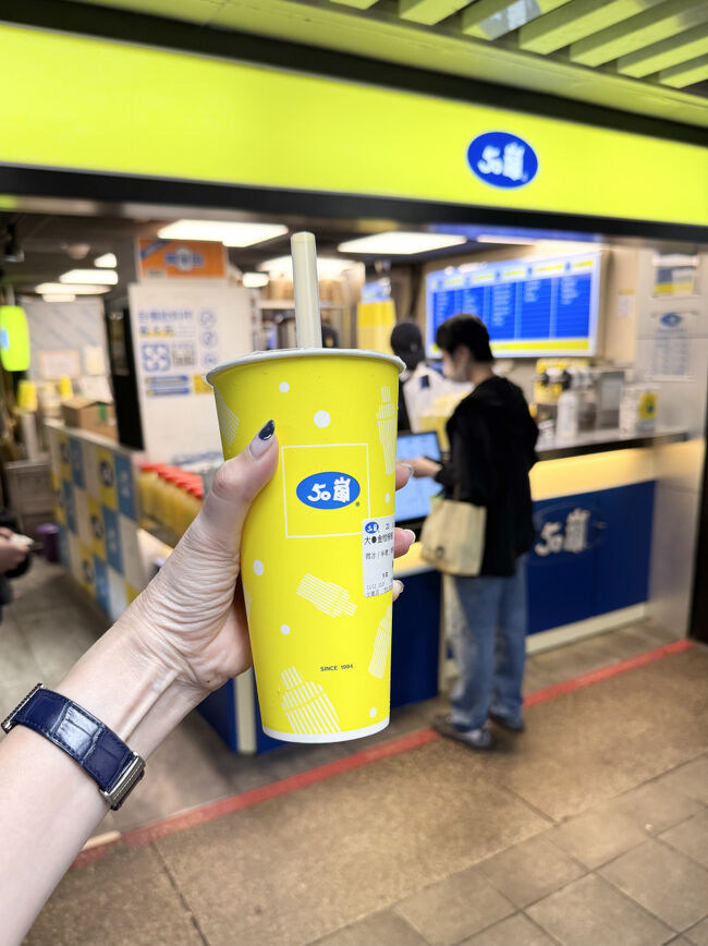 50嵐でドリンク購入<br /><br />金柑にナタデココトッピング<br />甘さ控えめにしたけど甘かった