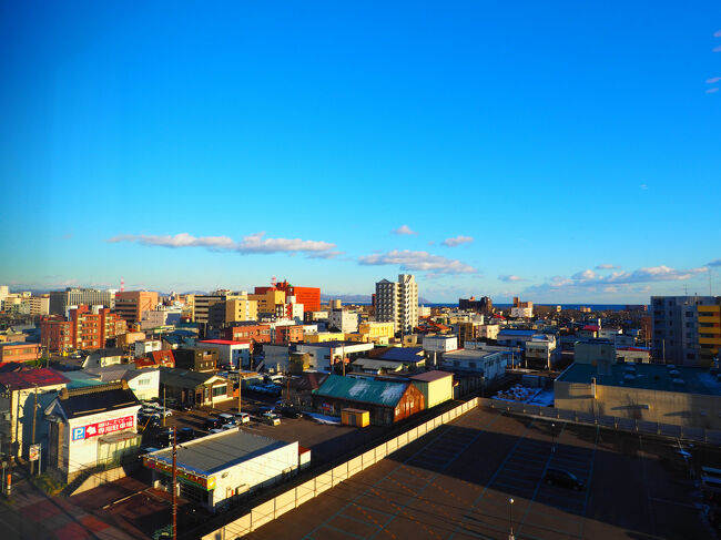 ■□■□■12/10(水)１日目<br />□■□■□ラビスタ函館ANNEX<br />■□■□■６F客室からの景色<br /><br />部屋からの景色はシティビュー…<br />って、言うんだかどうなんだかみたいな感じ(汗)