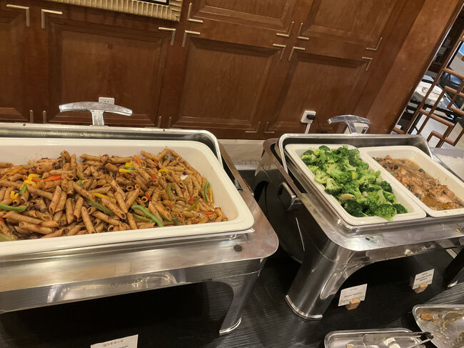 ペンネや温野菜もありました