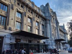 マルペンサ空港からはバスでミラノ中央駅へ
およそ40分ほどで到着