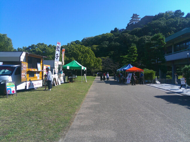 天守に行く前に，城址内にある丸亀市立資料館に行ってみることにしました．