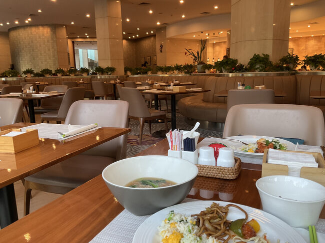 こんなに空いているんですよ<br />これだとエグゼクティブラウンジは開けられないですよね