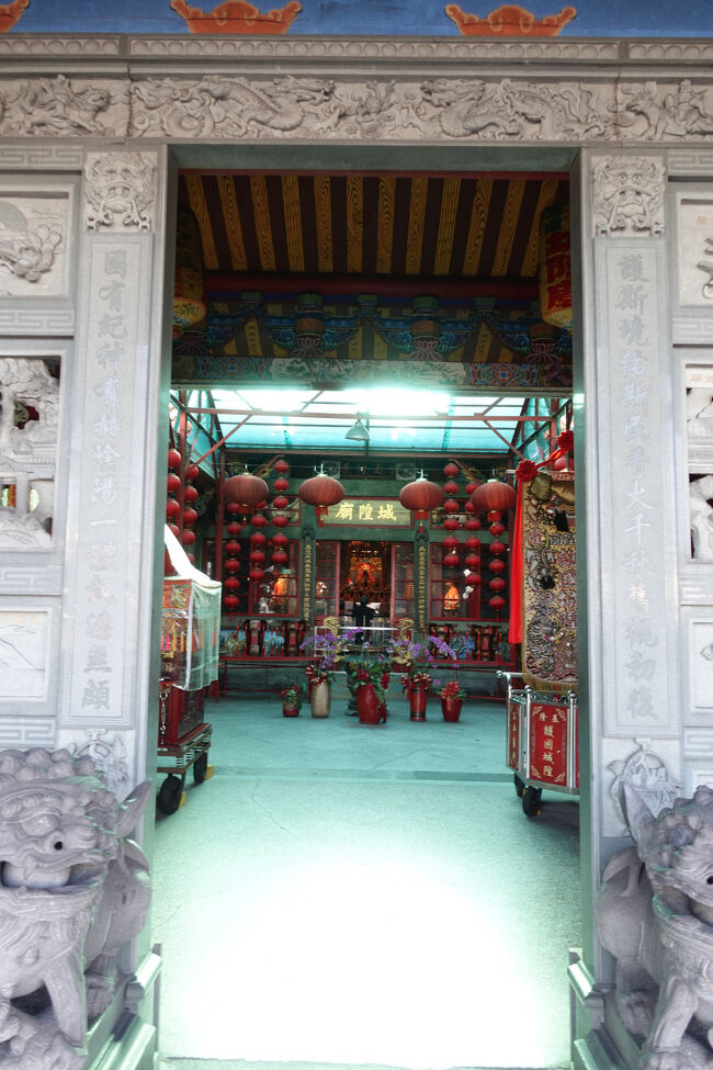 お隣は城隍廟でした。んでも、城隍廟としてはこじんまりかも。