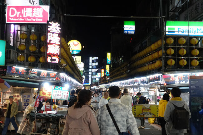 提灯が暗いままやね。そう言うもんだっけ？