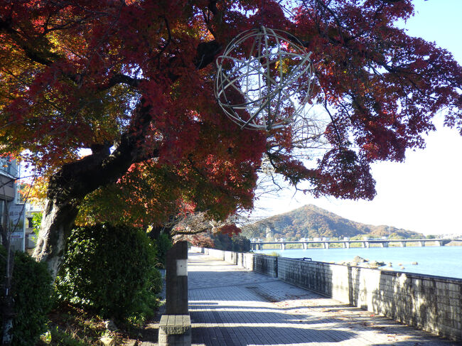 木曾川沿いの遊歩道を走り寂光院に向かいます