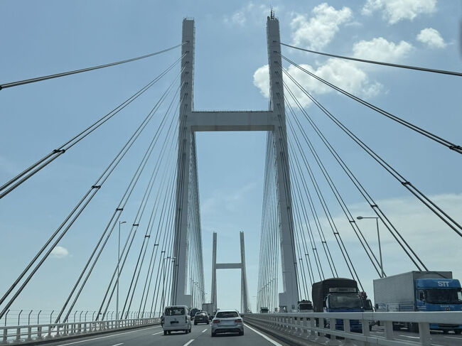 目的が海ほたるだったので、木更津方面に向かわずに、そのまま折り返しー。<br />神奈川県を目指します。