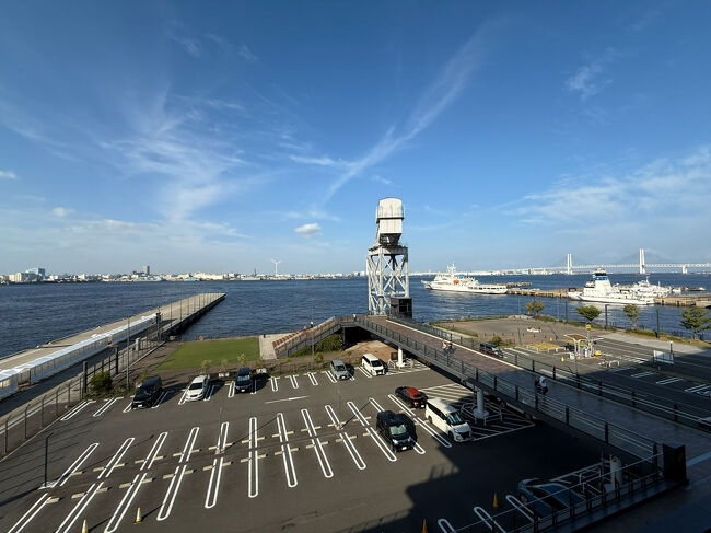 末尾10のお部屋は、コーナーの片側からハンマーヘッドが眺められ、