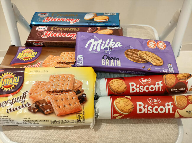 いつもお菓子を買うマートでこれだけ買いました。これ全て２，５００ｗ以下でした。<br /><br />https://maps.app.goo.gl/63XThDdB7wdayWV18<br />