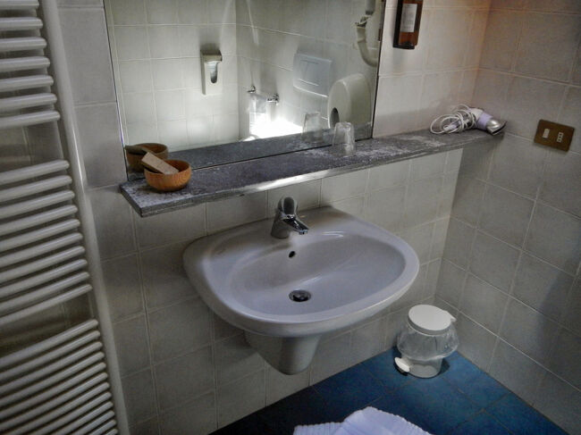 洗面台はいたってシンプル。