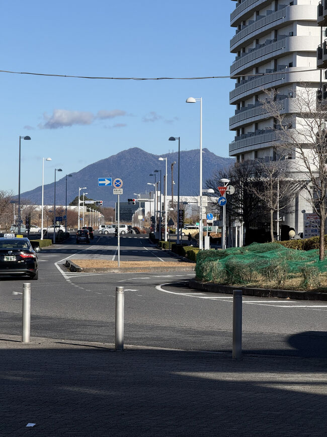 駅に戻る途中筑波山が綺麗に見えました。<br />そろそろ主人も筑波山に到着する頃でしょうか。